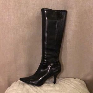 Super comfy boots excellent condition